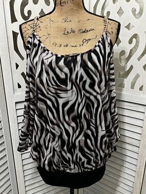 Jennifer Lopez Zebra Print Cold-Shoulder Blouse - Black & White